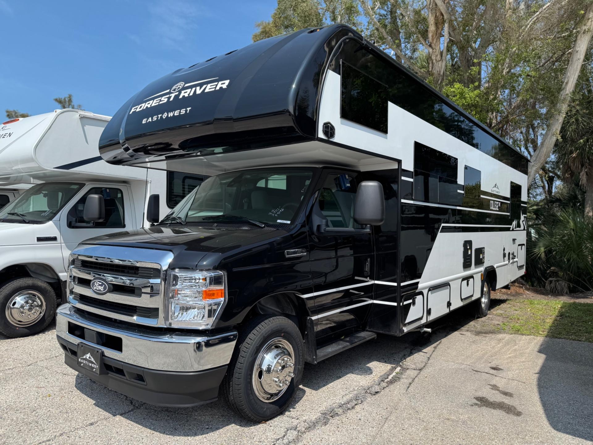 2026 East to West 2026 East to West College Avenue - thumbnail 3