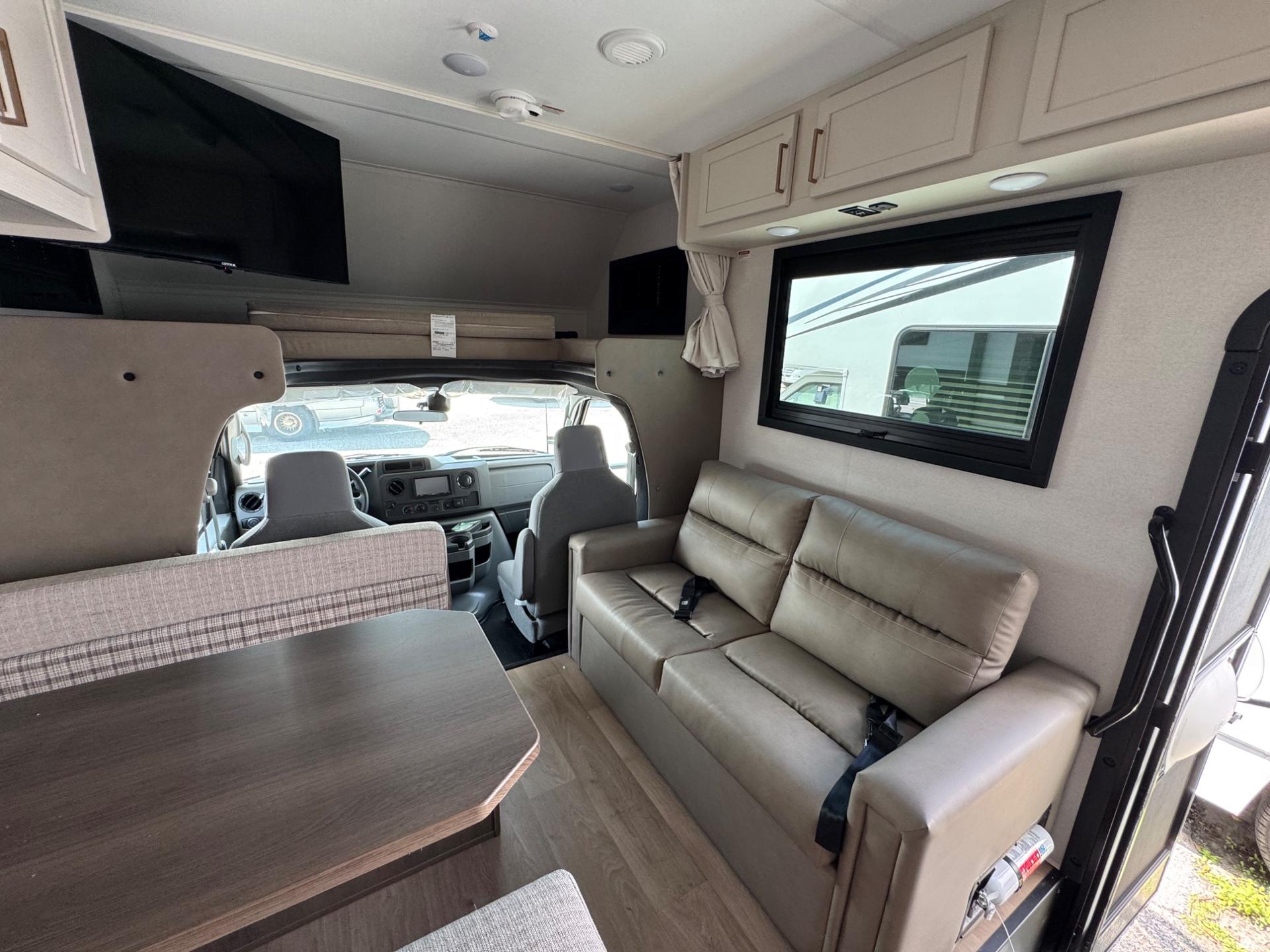 2026 East to West 2026 East to West College Avenue - thumbnail 13