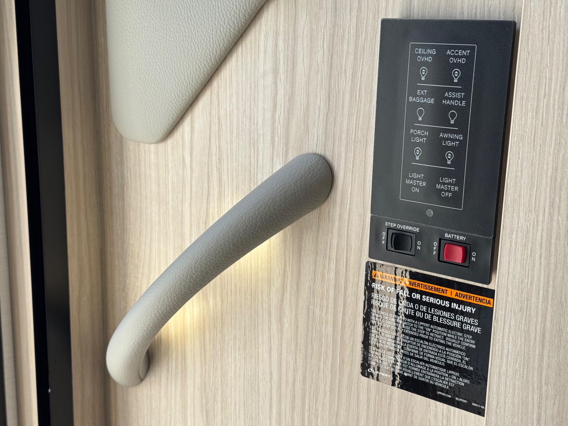 2026 Leisure Travel Vans 2026 Leisure Travel Vans Wonder - thumbnail 23