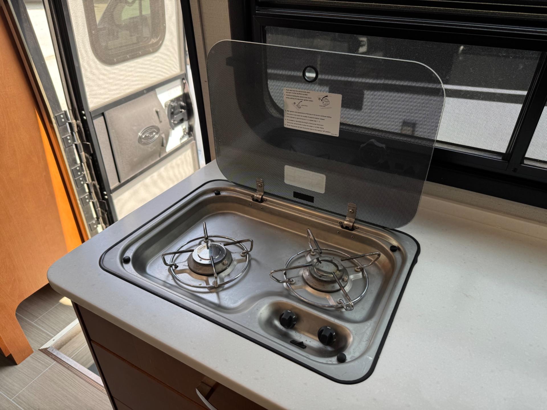 2018 Leisure Travel Vans 2018 Leisure Travel Vans Unity - thumbnail 11