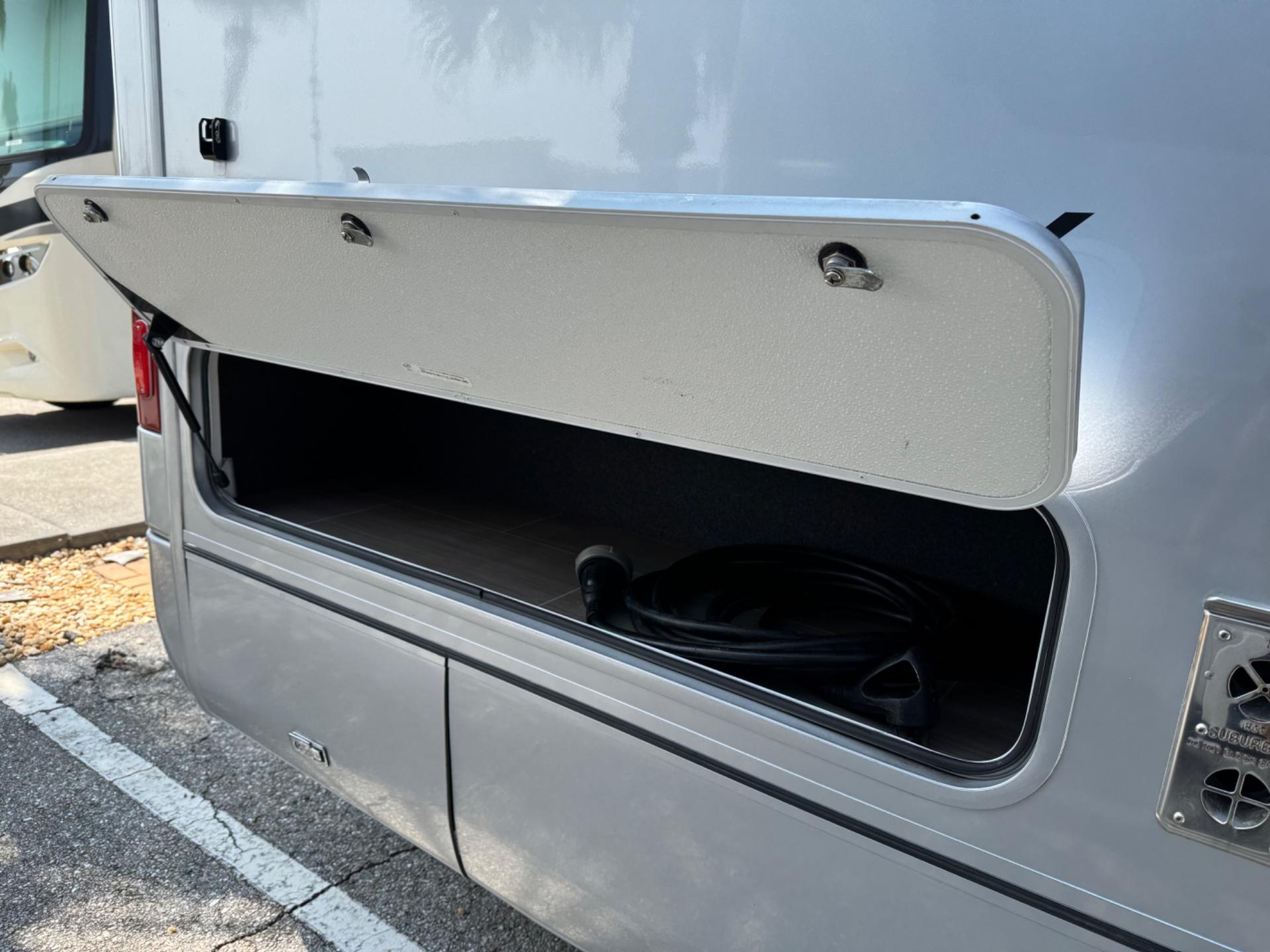 2018 Leisure Travel Vans 2018 Leisure Travel Vans Unity - thumbnail 21