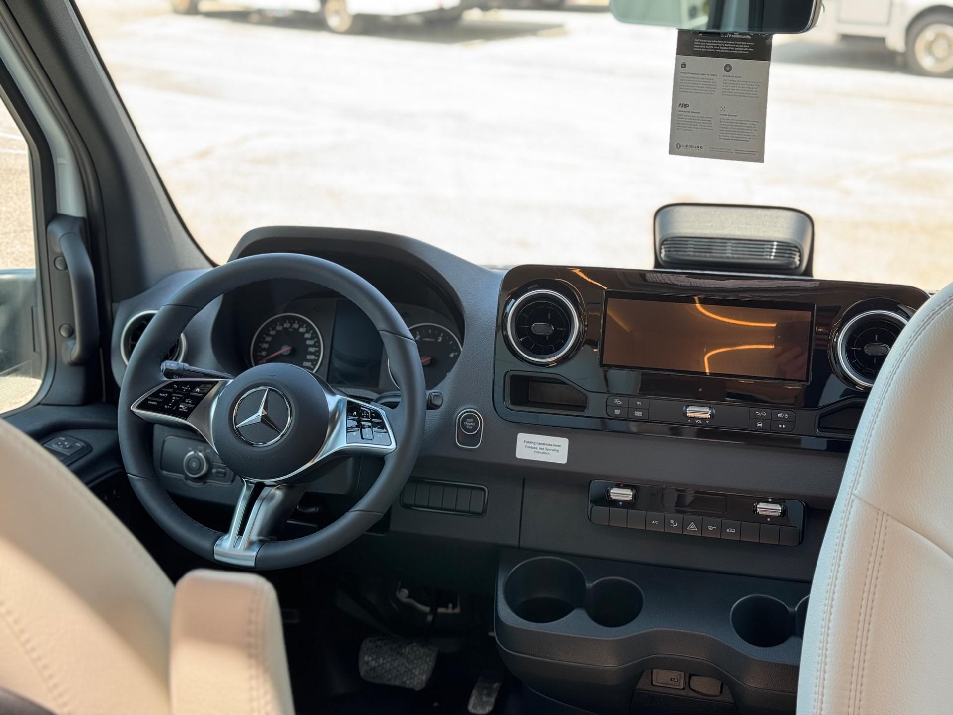 2026 Leisure Travel Vans 2026 Leisure Travel Vans Unity - thumbnail 6