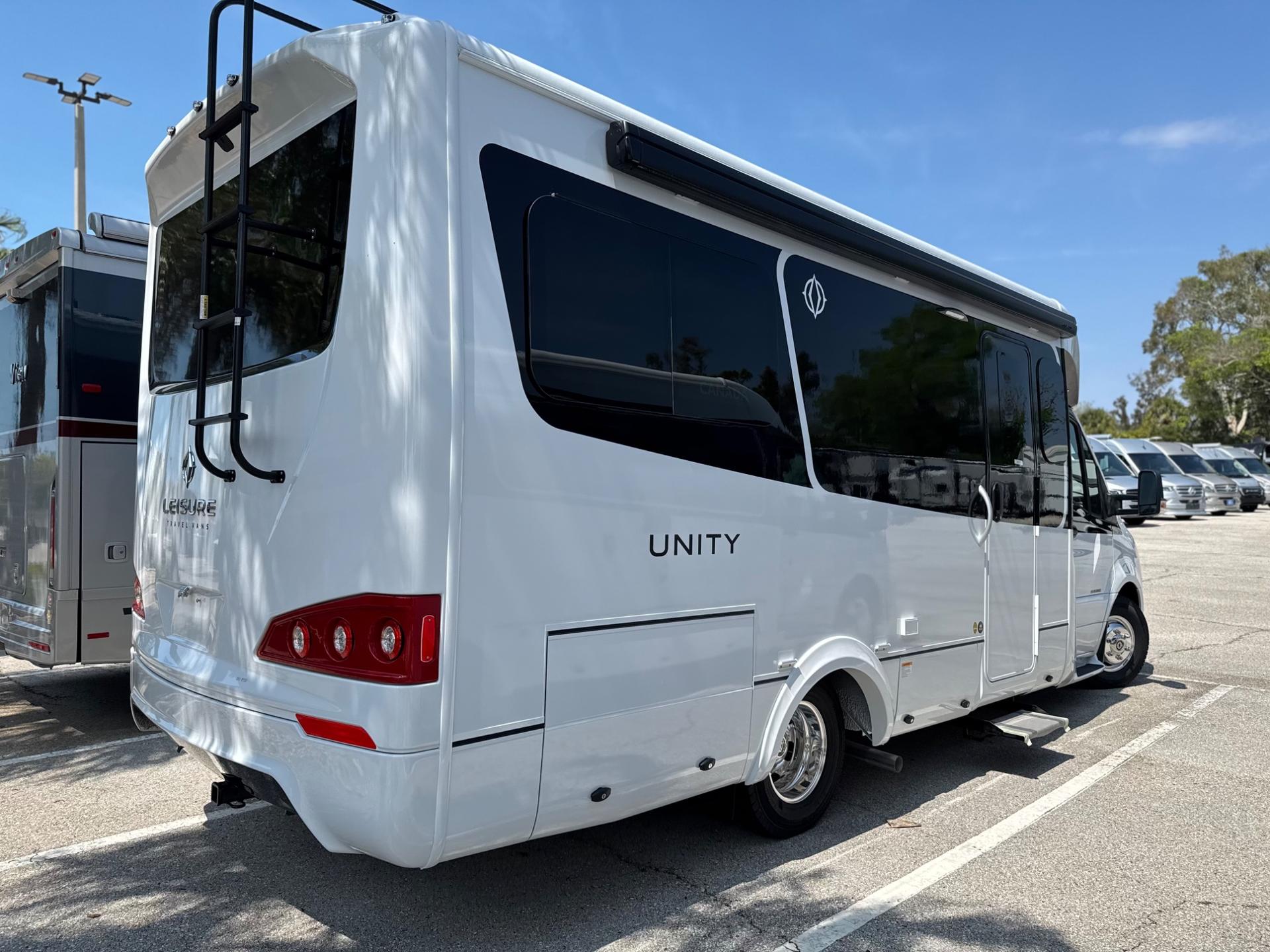 2026 Leisure Travel Vans 2026 Leisure Travel Vans Unity - thumbnail 5