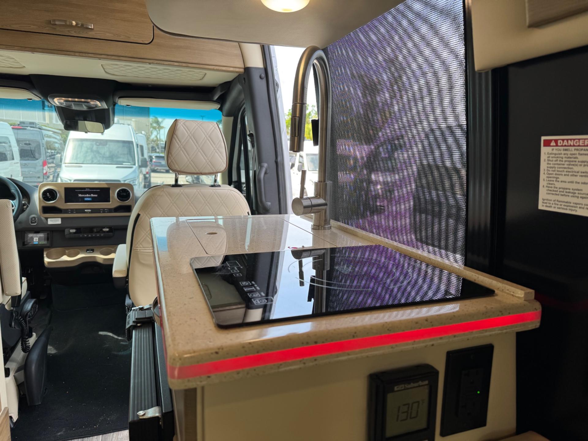 2025 Midwest Automotive Designs 2025 Midwest Automotive Designs Patriot - thumbnail 10