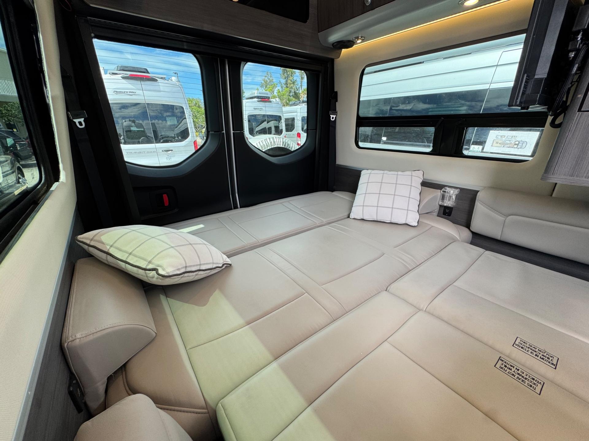 2023 Airstream 2023 Airstream Interstate - thumbnail 18