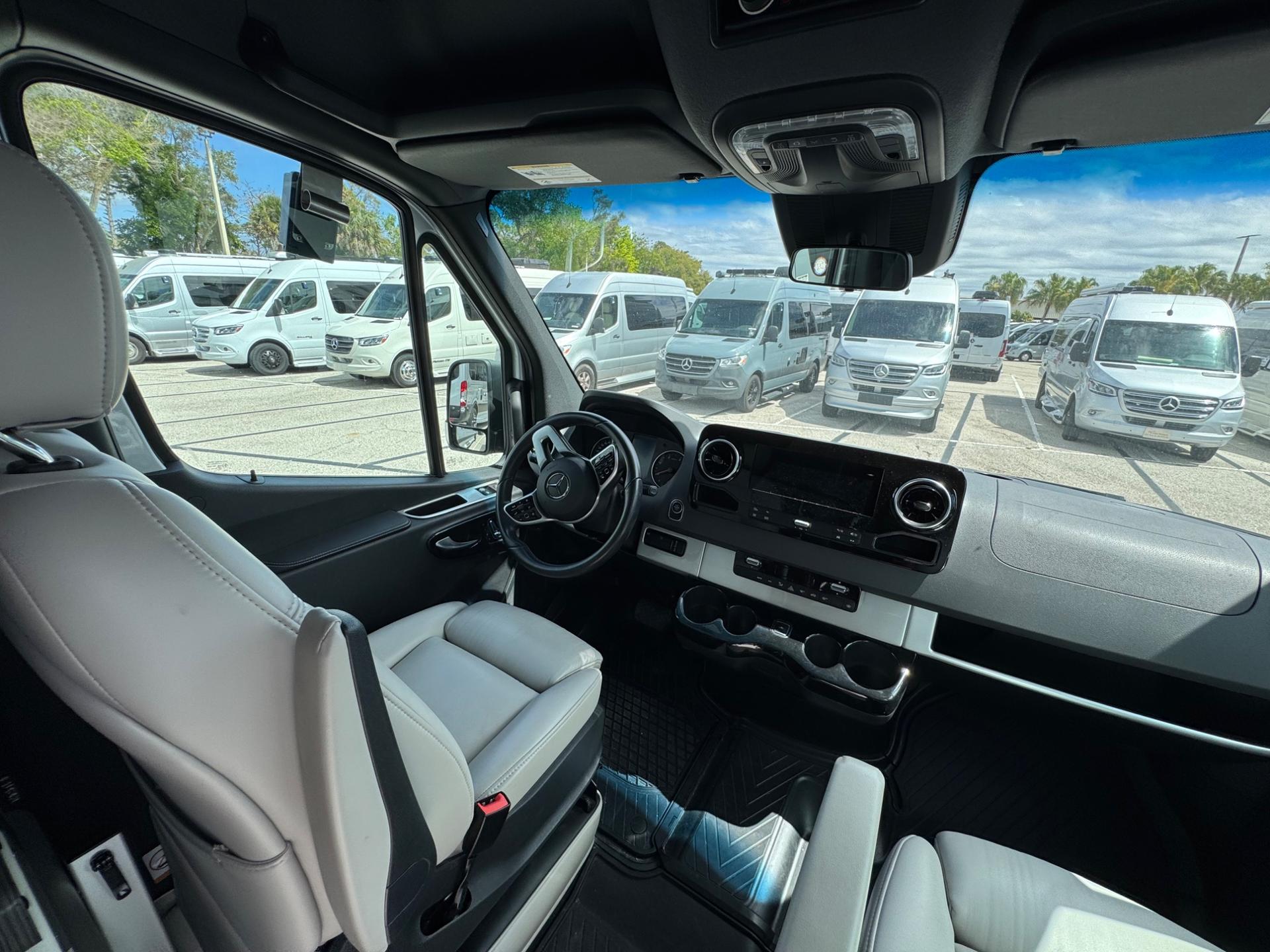 2023 Airstream 2023 Airstream Interstate - thumbnail 21