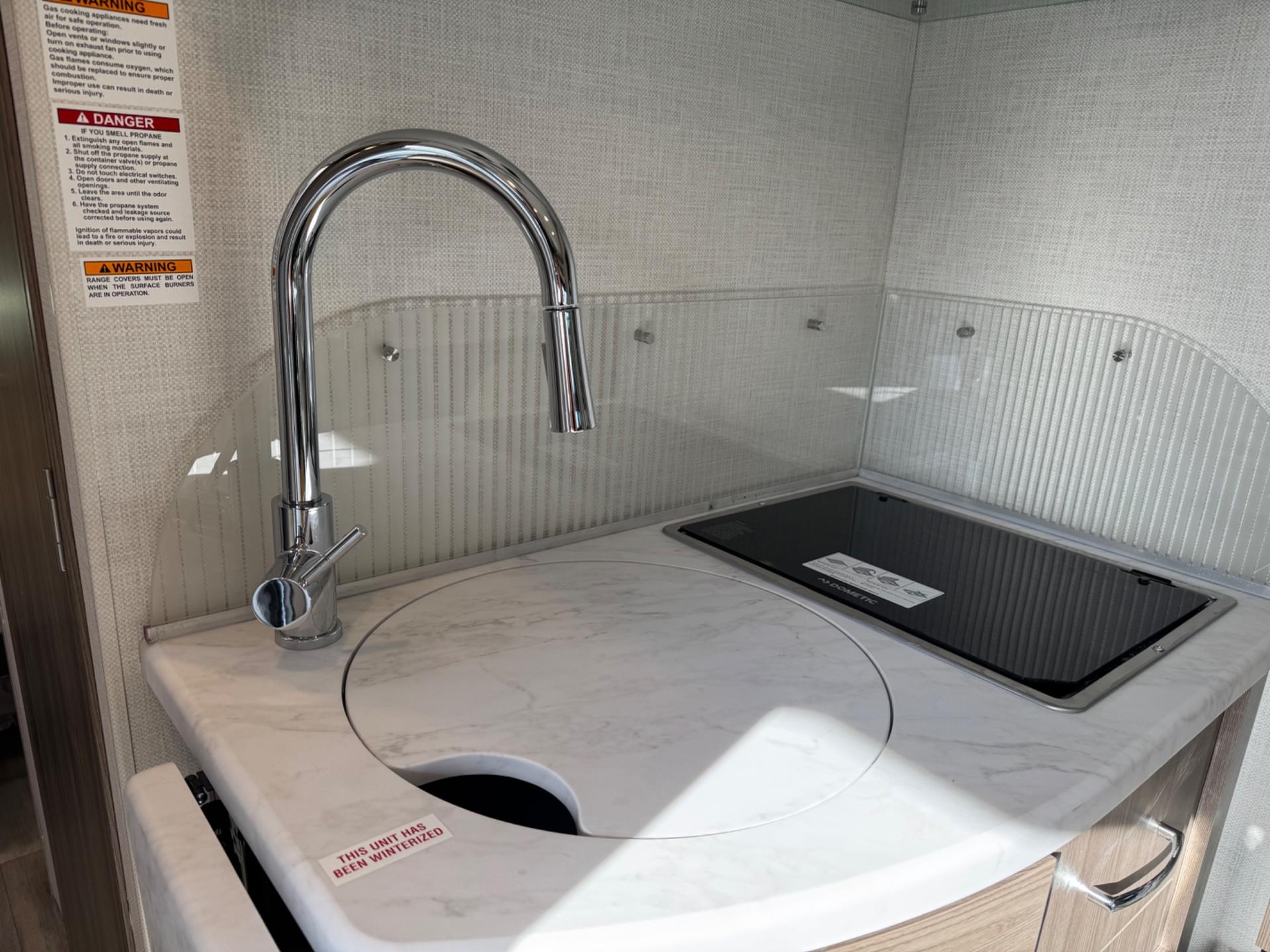 2026 Thor Motor Coach 2026 Thor Motor Coach Tiburon - thumbnail 10