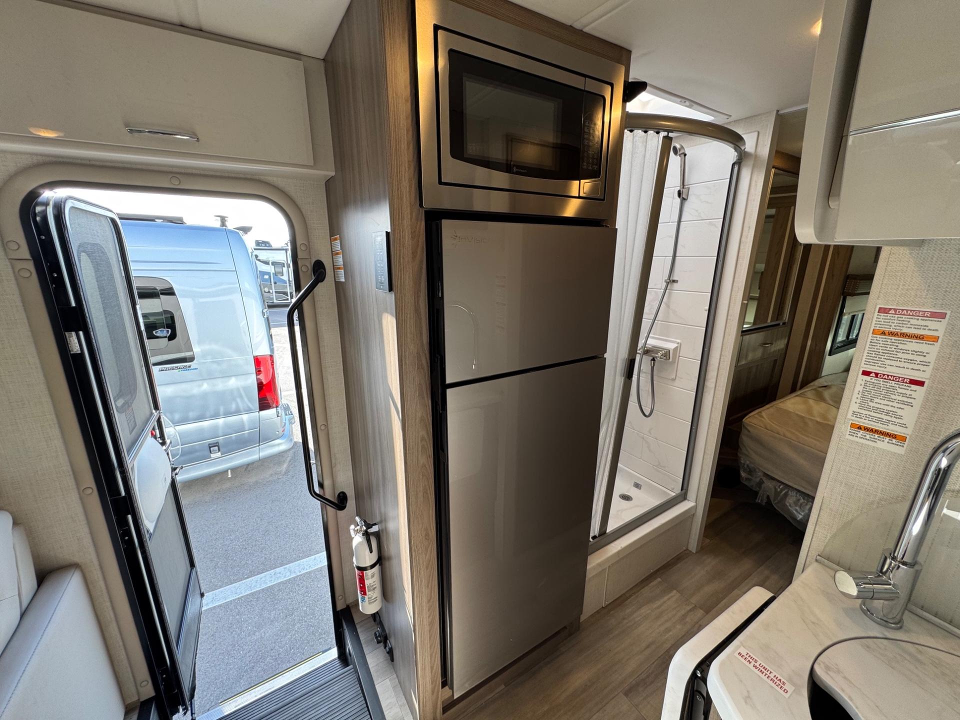 2026 Thor Motor Coach 2026 Thor Motor Coach Tiburon - thumbnail 12