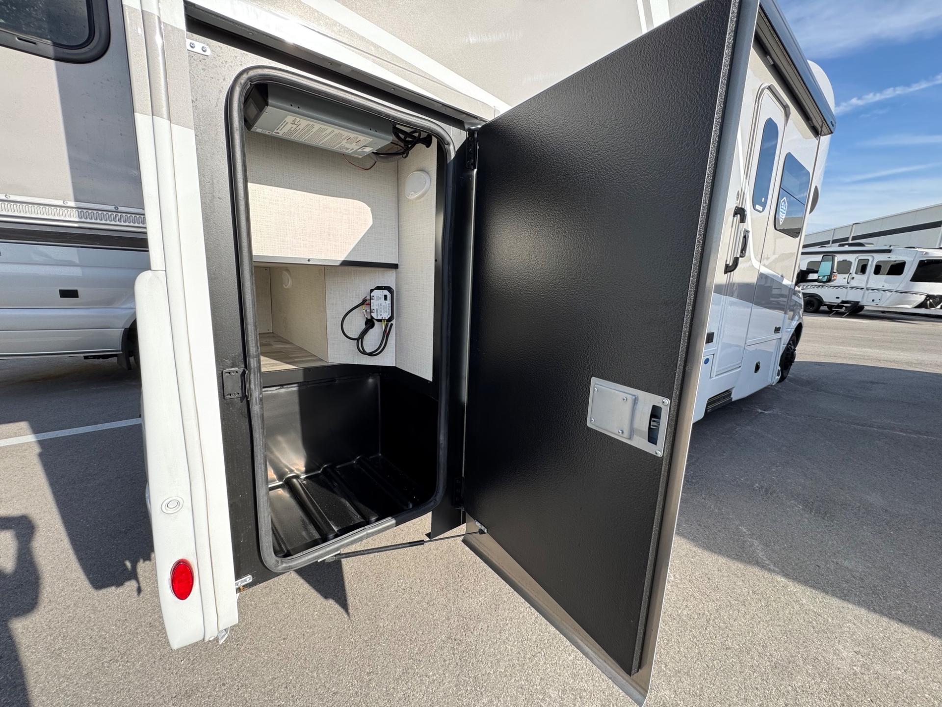 2026 Thor Motor Coach 2026 Thor Motor Coach Tiburon - thumbnail 29