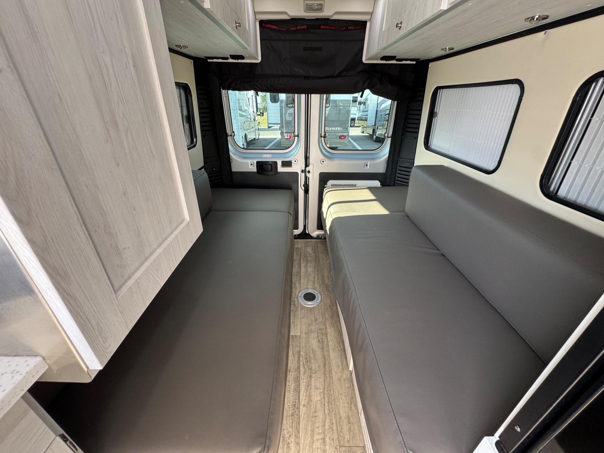 2023 Roadtrek 2023 Roadtrek Chase - thumbnail 12