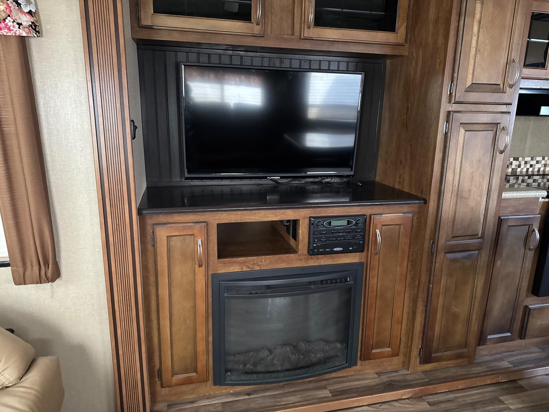 2016 Coachmen 2016 Coachmen Chaparral - thumbnail 14