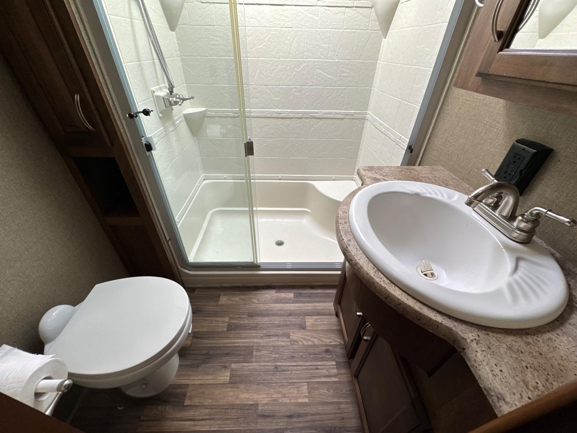 2016 Coachmen 2016 Coachmen Chaparral - thumbnail 21