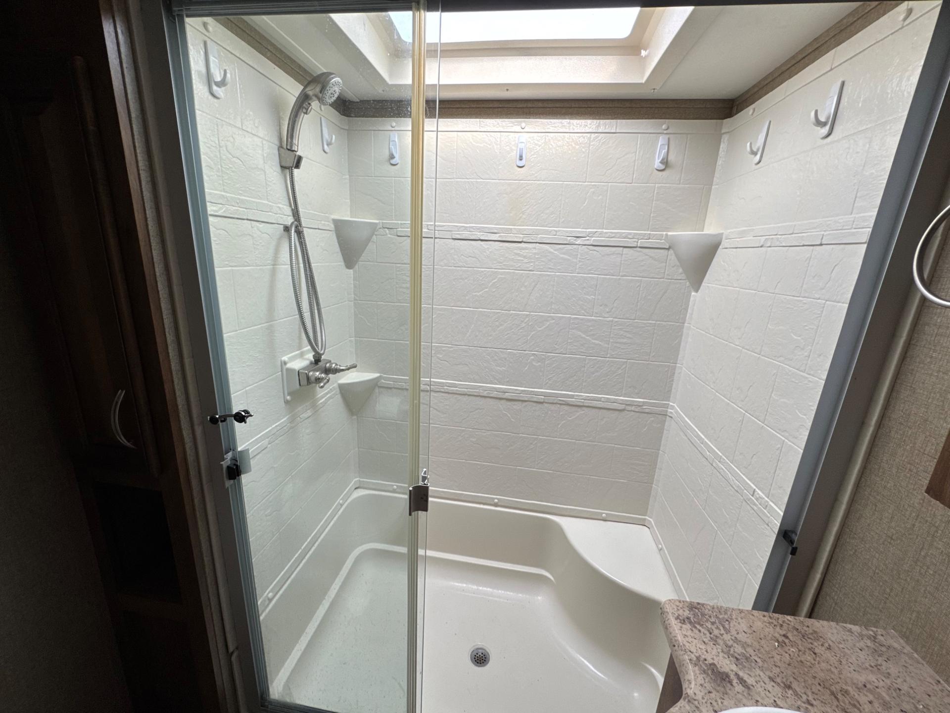 2016 Coachmen 2016 Coachmen Chaparral - thumbnail 22