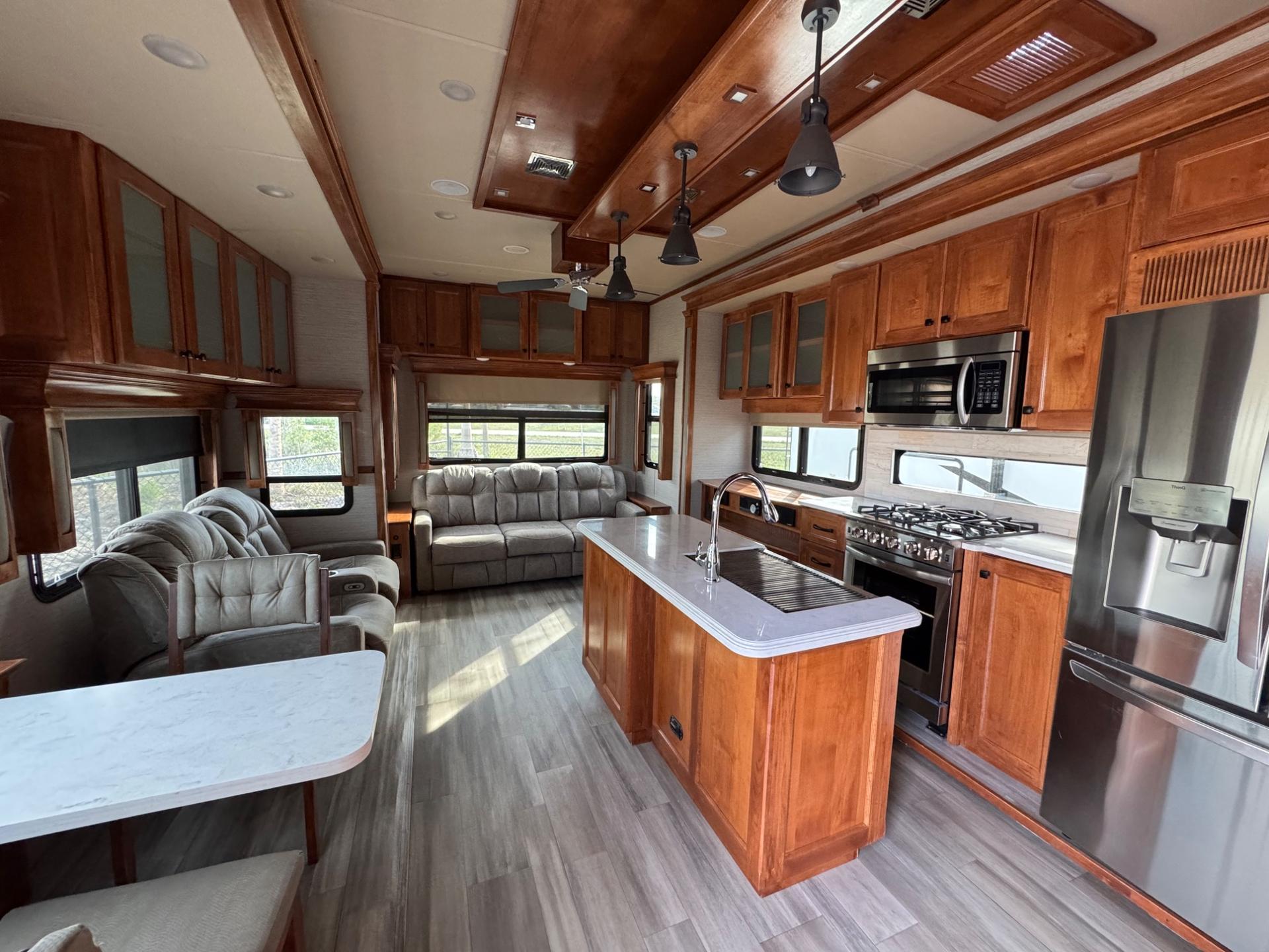 2022 Vanleigh 2022 Vanleigh Beacon - thumbnail 5