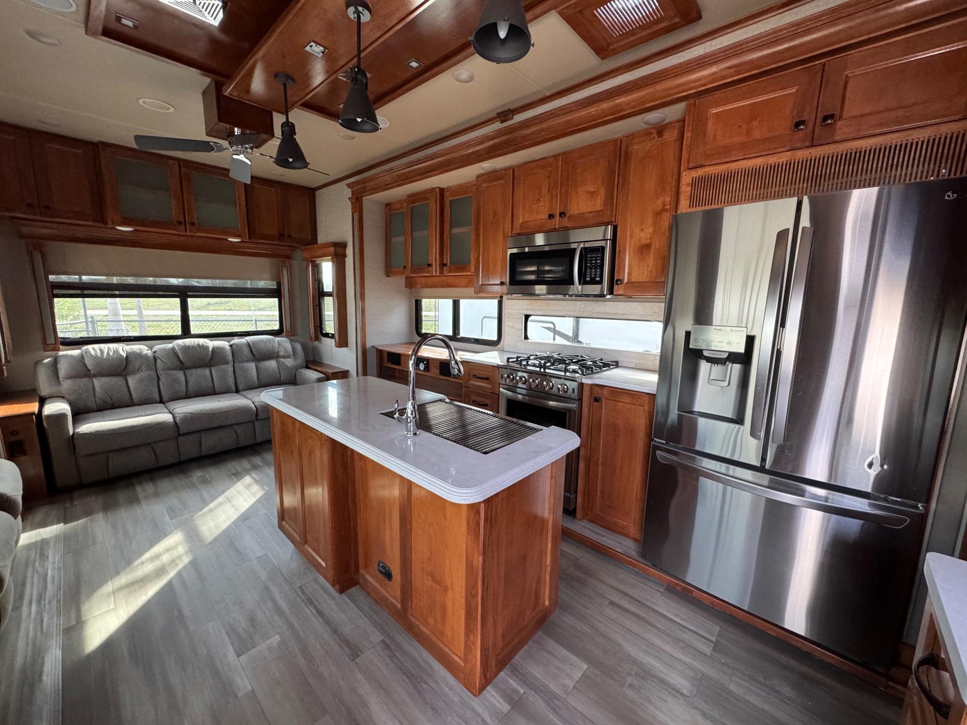 2022 Vanleigh 2022 Vanleigh Beacon - thumbnail 9