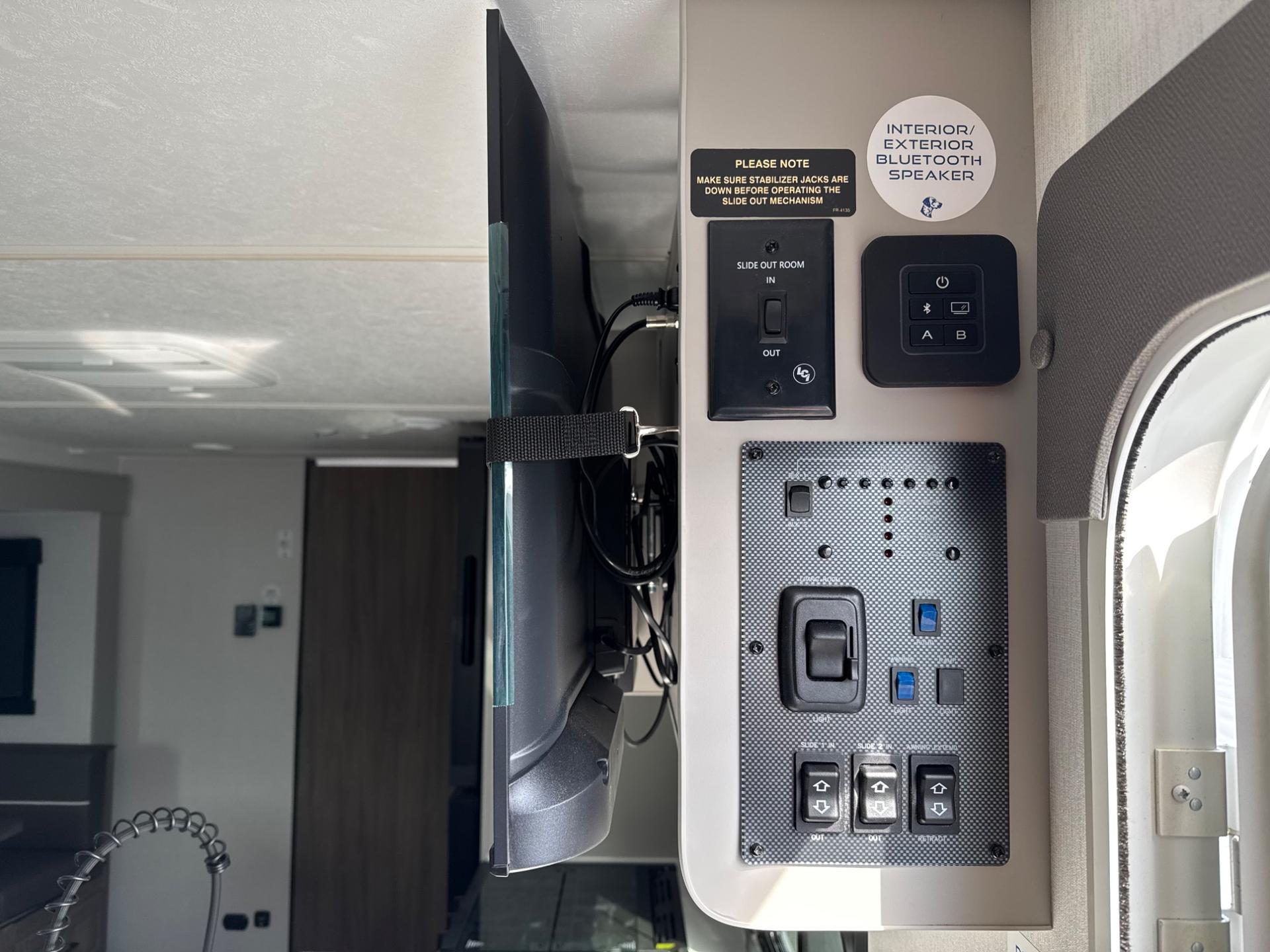 2026 Coachmen 2026 Coachmen Freedom Express Liberty Edition - thumbnail 28