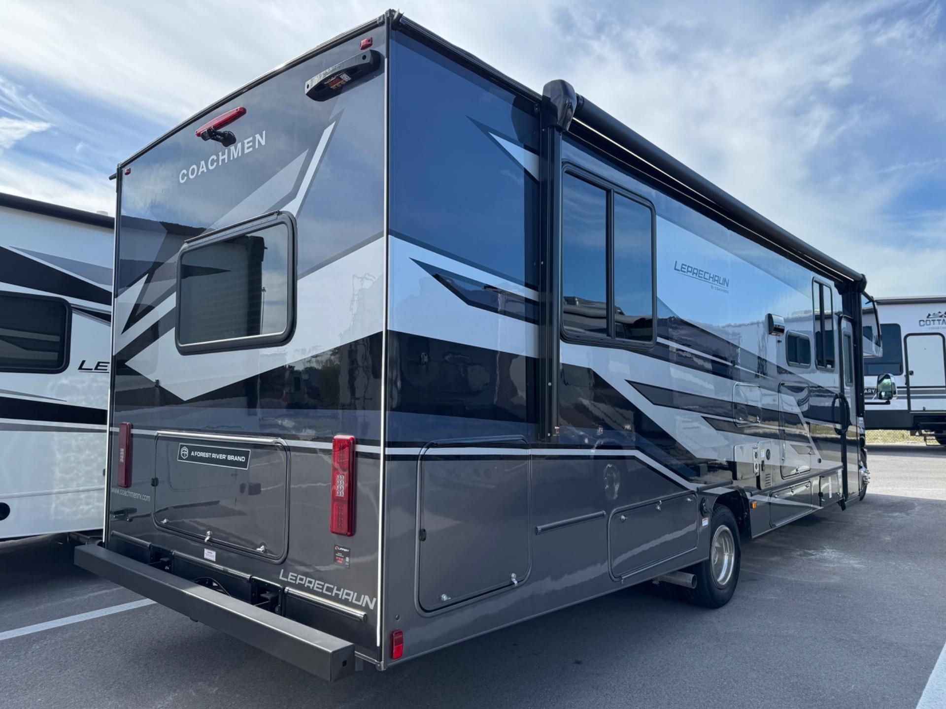 2026 Coachmen RV 2026 Coachmen RV Leprechaun - thumbnail 5