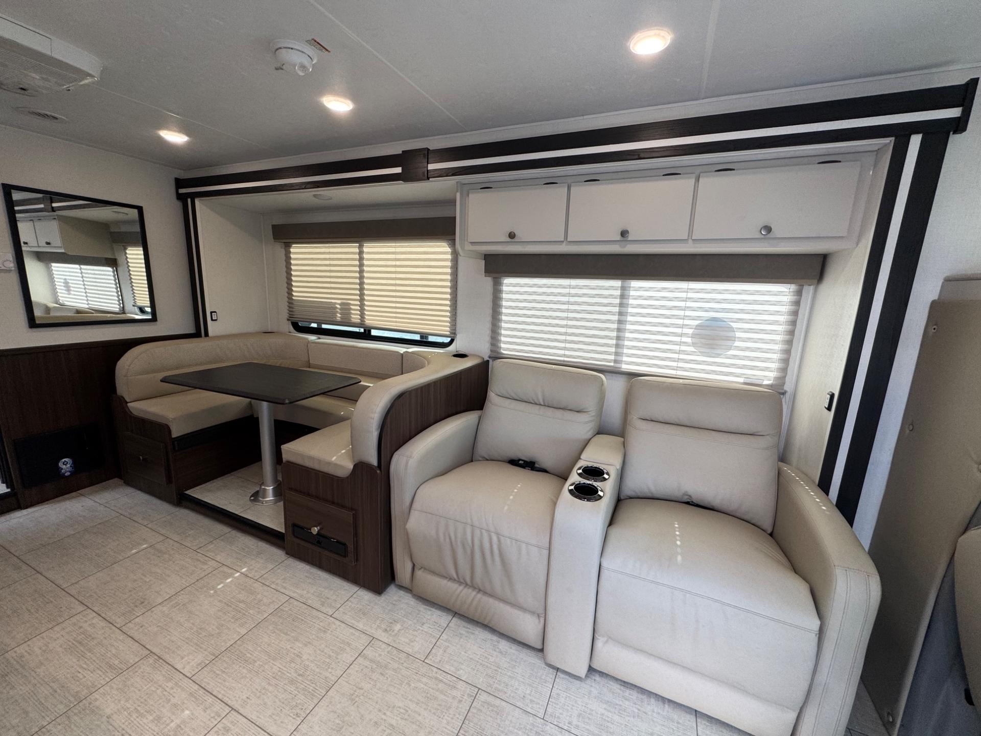 2026 Coachmen RV 2026 Coachmen RV Leprechaun - thumbnail 14