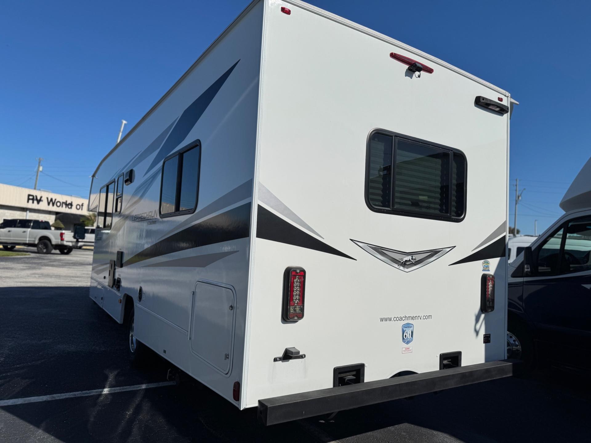 2024 Coachmen 2024 Coachmen Leprechaun - thumbnail 3