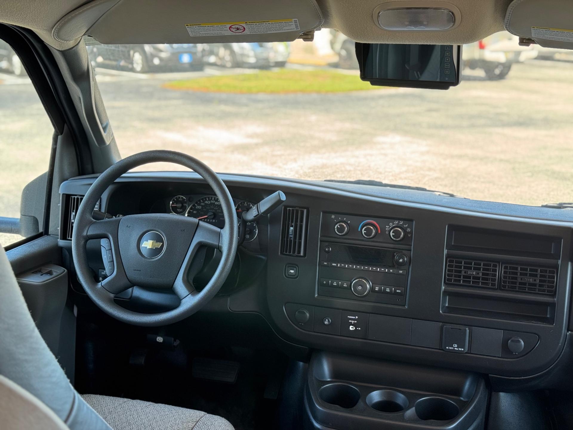 2024 Coachmen 2024 Coachmen Leprechaun - thumbnail 5