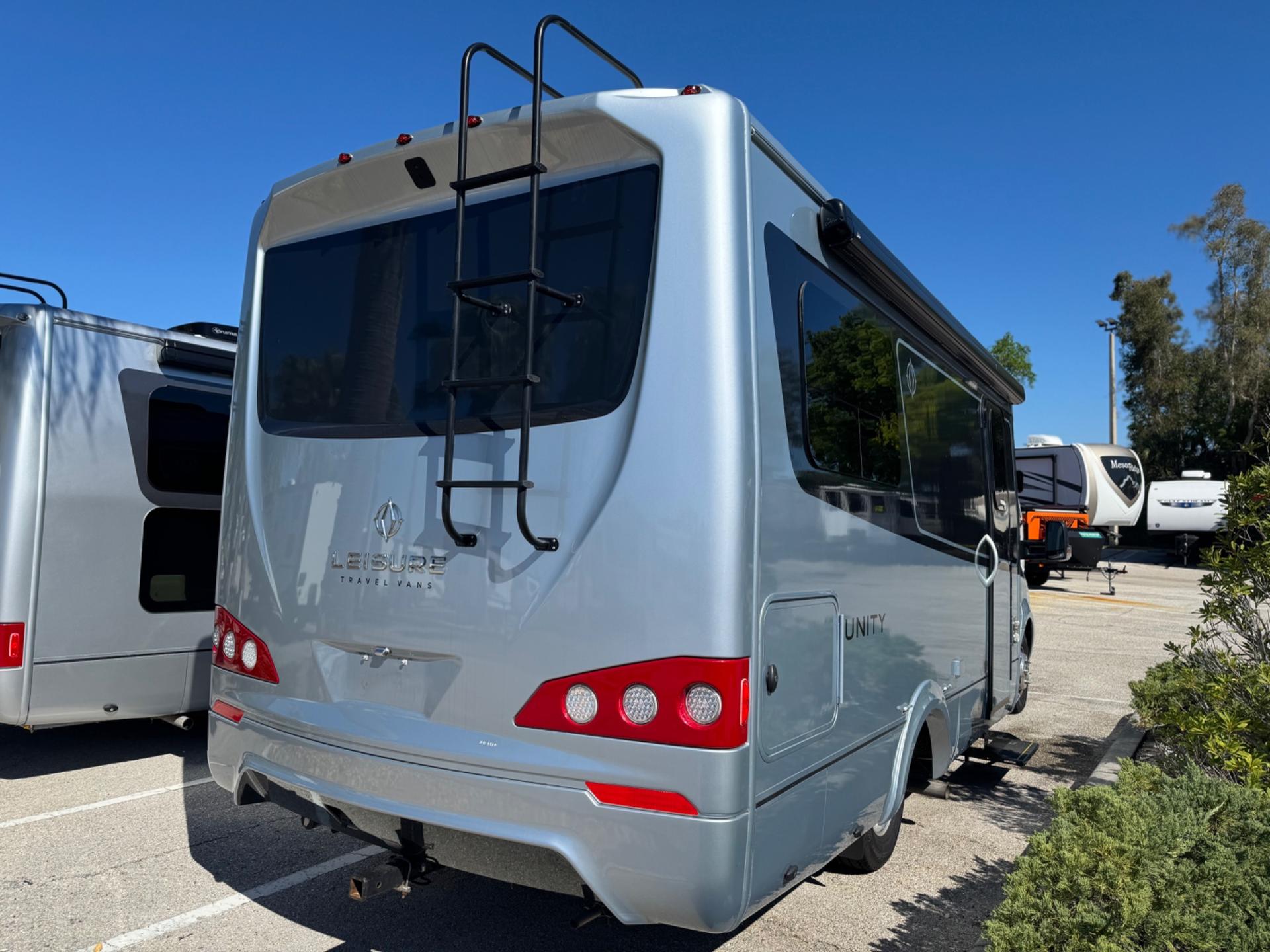 2024 Leisure Travel Vans 2024 Leisure Travel Vans Unity - thumbnail 5