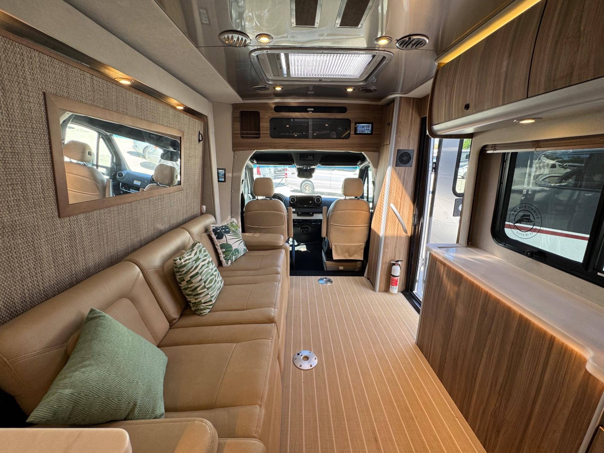 2022 Airstream 2022 Airstream Atlas - thumbnail 9