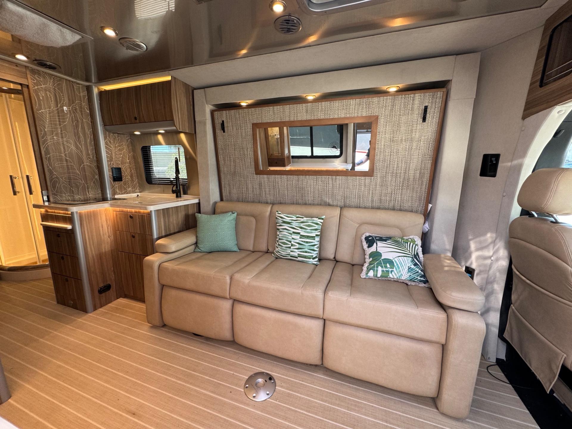 2022 Airstream 2022 Airstream Atlas - thumbnail 21