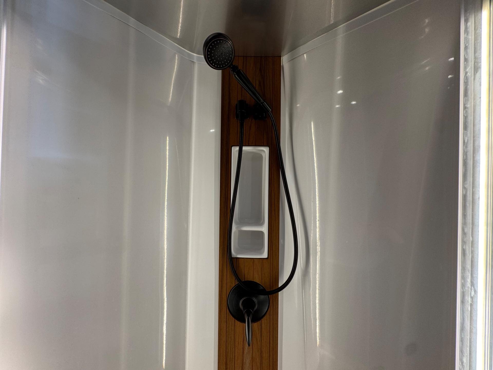 2022 Airstream 2022 Airstream Atlas - thumbnail 25