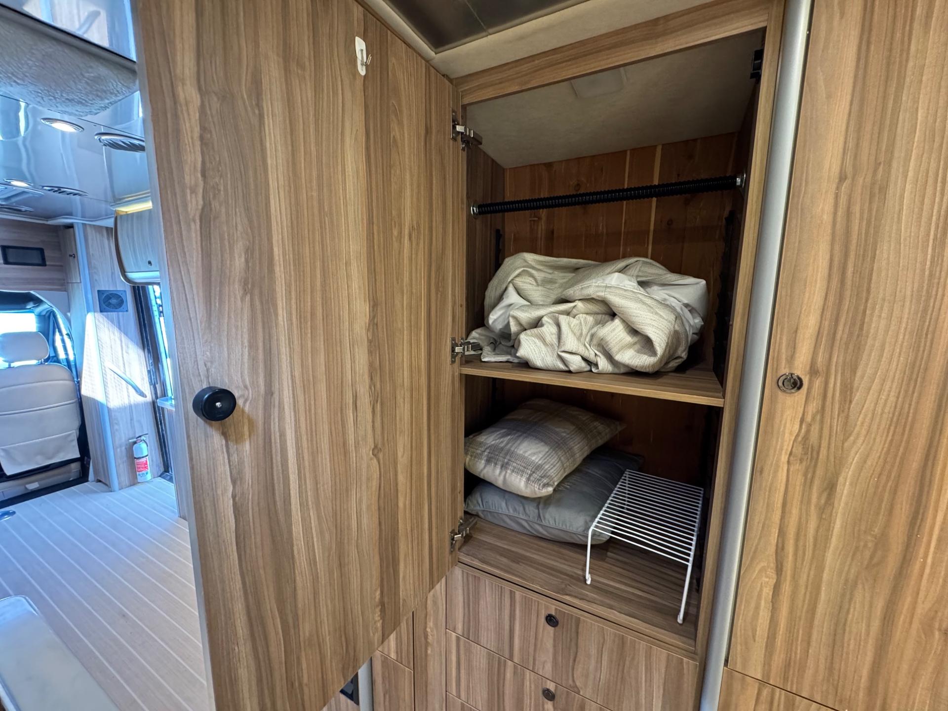 2022 Airstream 2022 Airstream Atlas - thumbnail 27