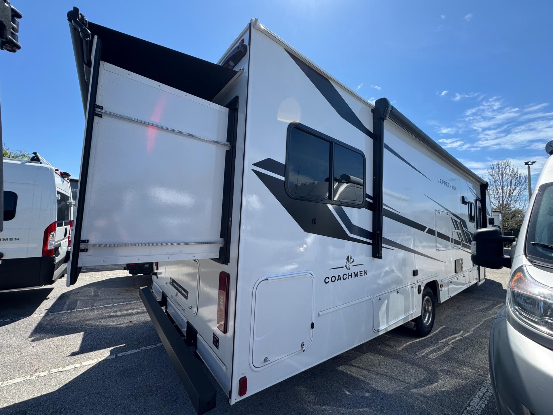 2026 Coachmen 2026 Coachmen Leprechaun - thumbnail 5