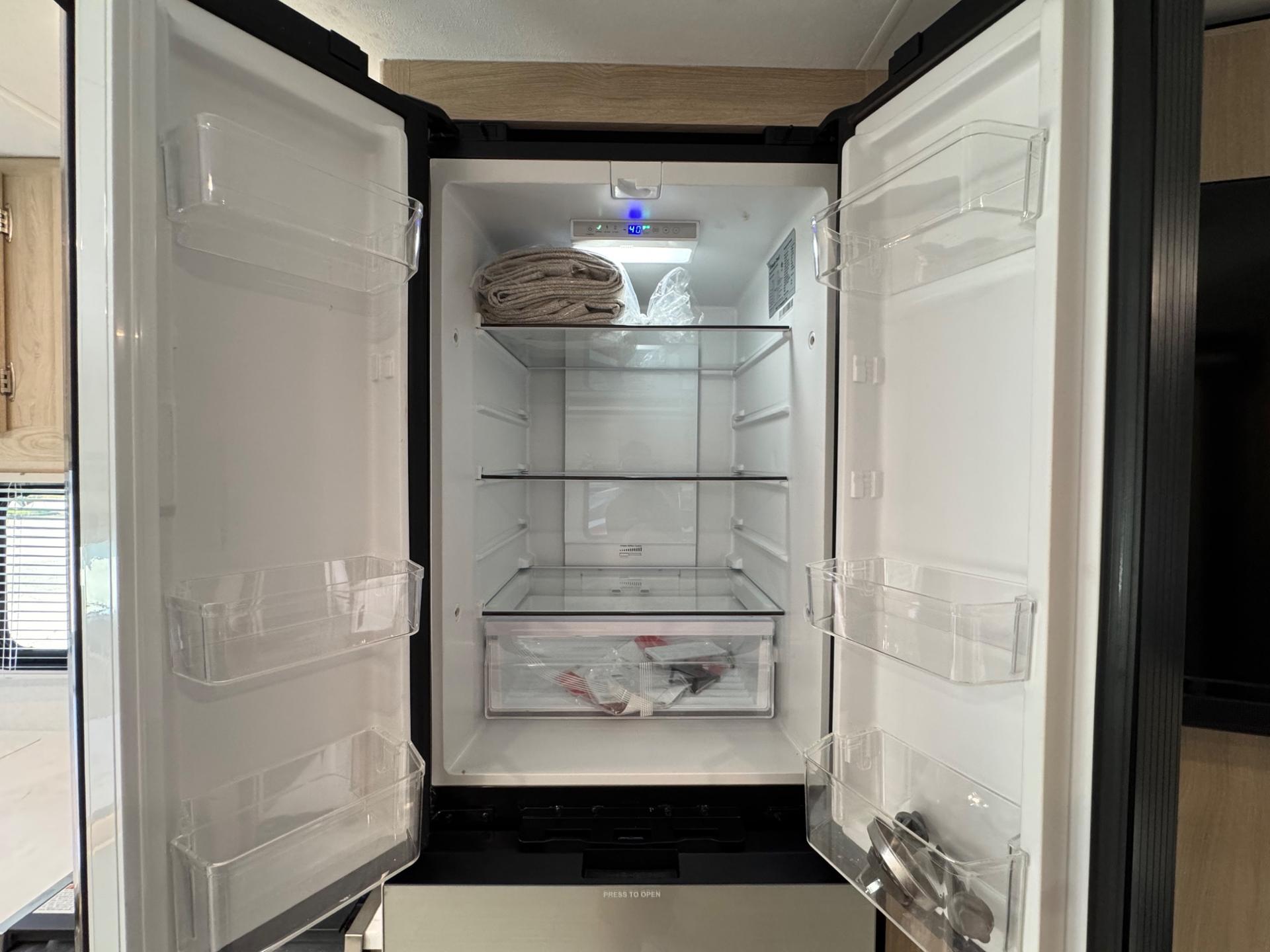 2026 Coachmen 2026 Coachmen Leprechaun - thumbnail 13