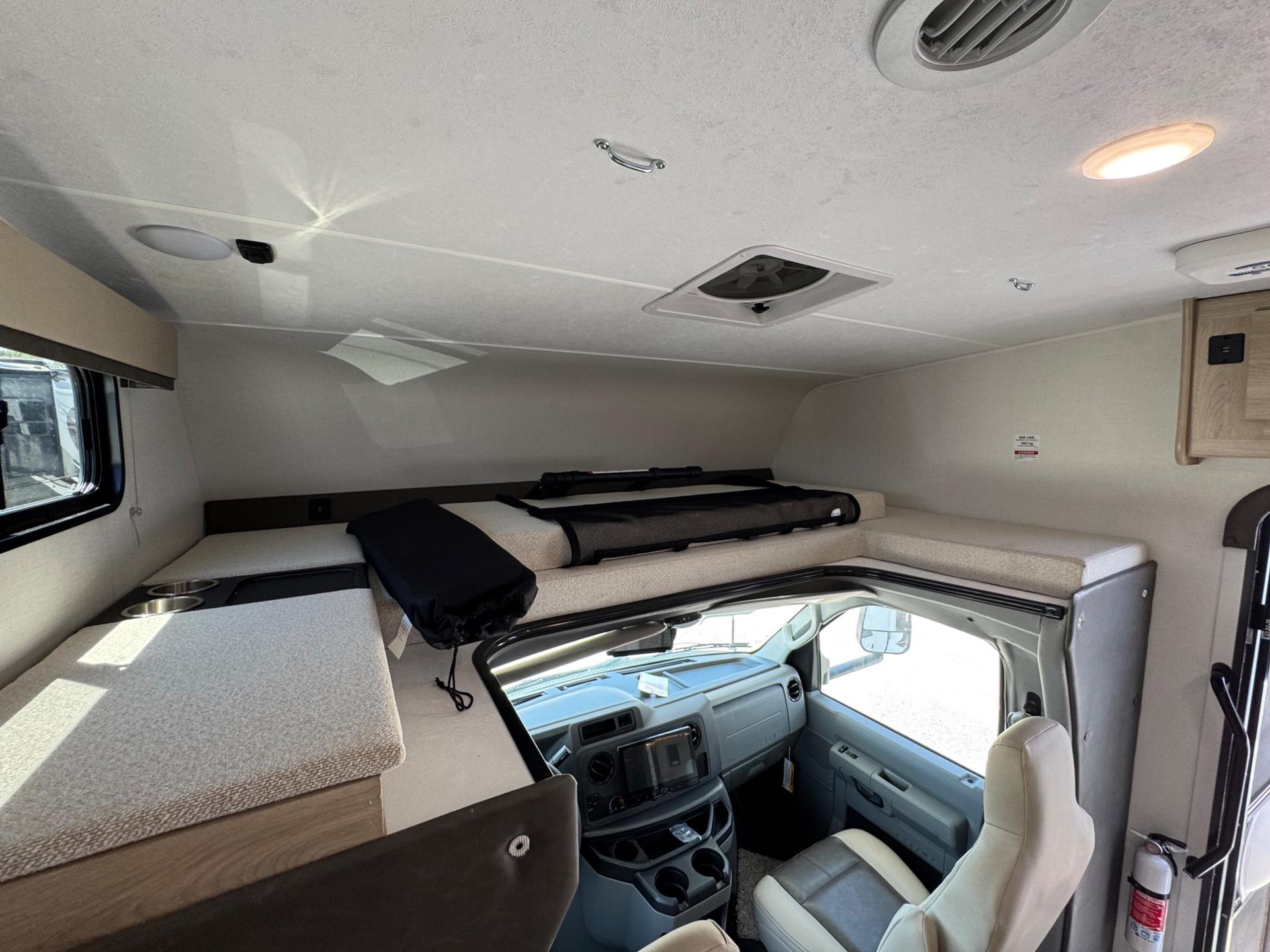 2026 Coachmen 2026 Coachmen Leprechaun - thumbnail 20