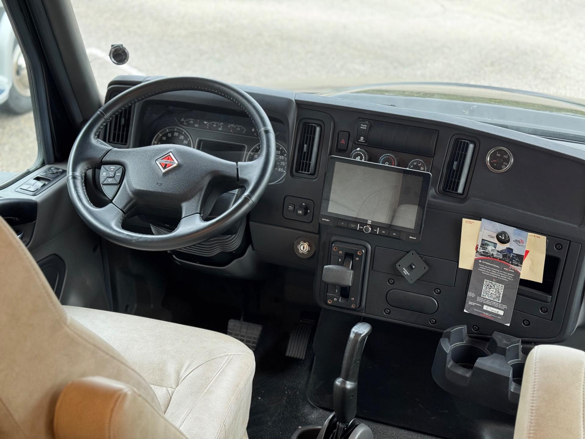 2023 Nexus RV 2023 Nexus RV Triumph - thumbnail 6