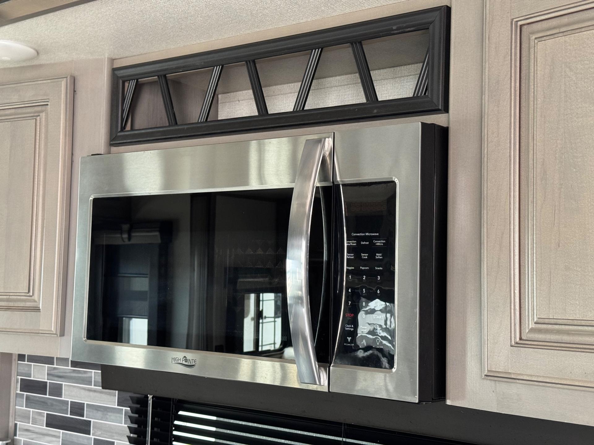 2021 KEYSTONE RV 2021 KEYSTONE RV MONTANA - thumbnail 11