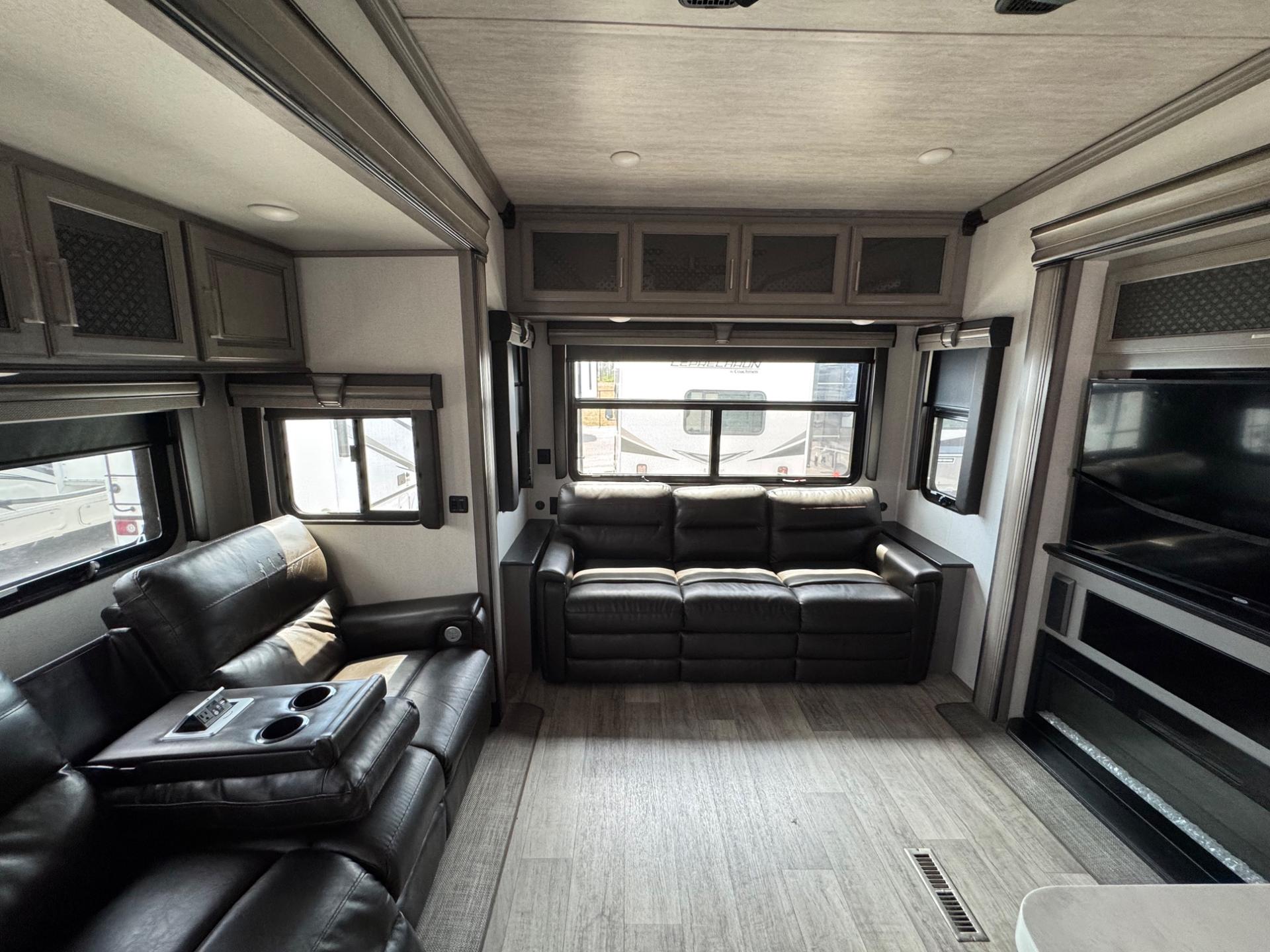 2021 KEYSTONE RV 2021 KEYSTONE RV MONTANA - thumbnail 16