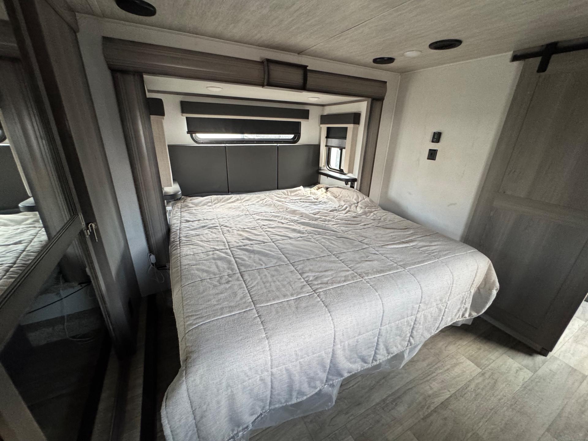 2021 KEYSTONE RV 2021 KEYSTONE RV MONTANA - thumbnail 24