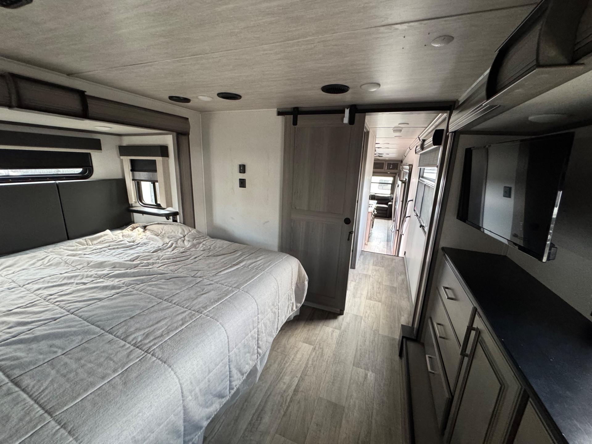 2021 KEYSTONE RV 2021 KEYSTONE RV MONTANA - thumbnail 25