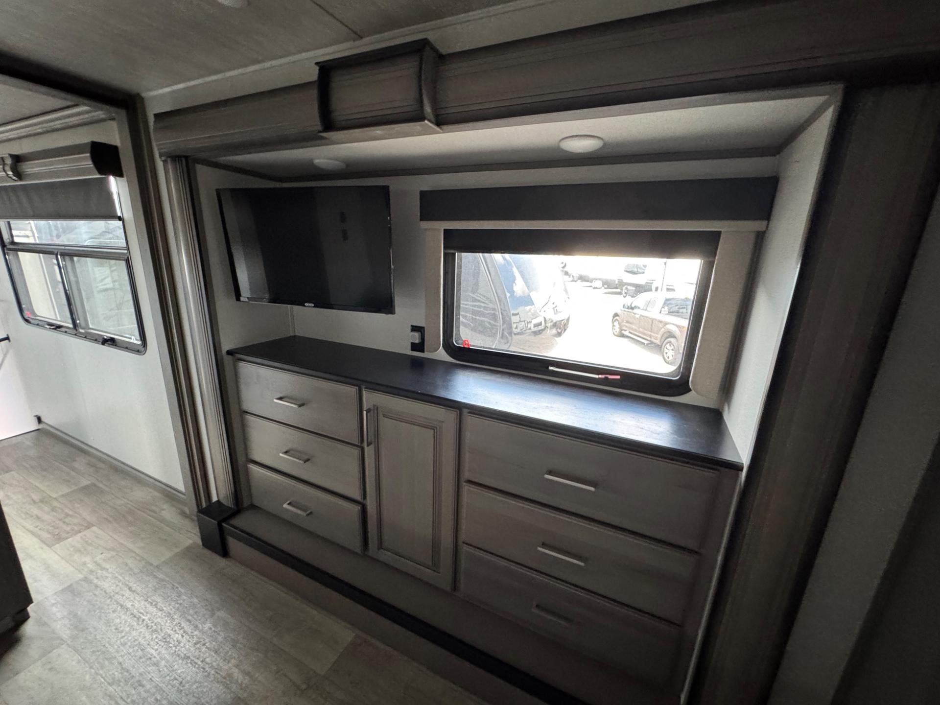 2021 KEYSTONE RV 2021 KEYSTONE RV MONTANA - thumbnail 26