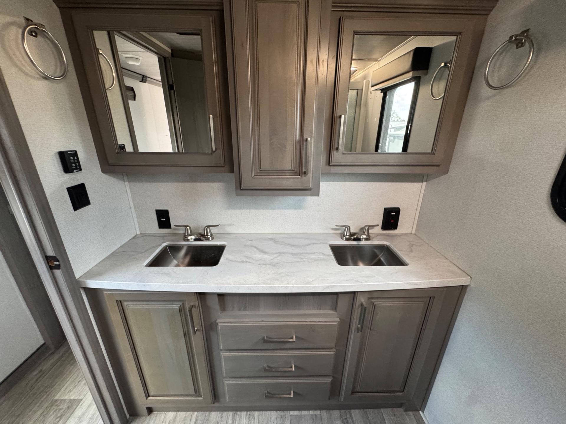 2021 KEYSTONE RV 2021 KEYSTONE RV MONTANA - thumbnail 29