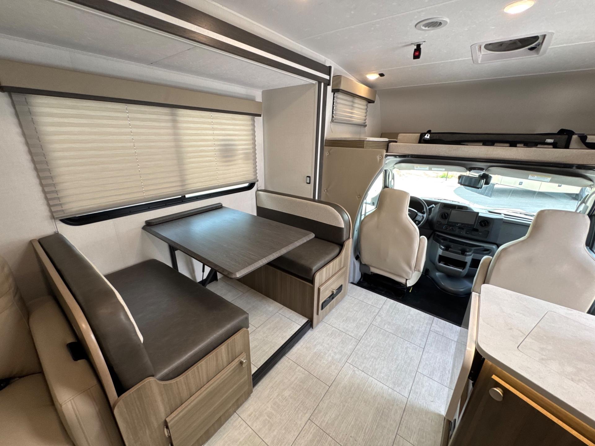 2026 Coachmen 2026 Coachmen Freelander - thumbnail 15