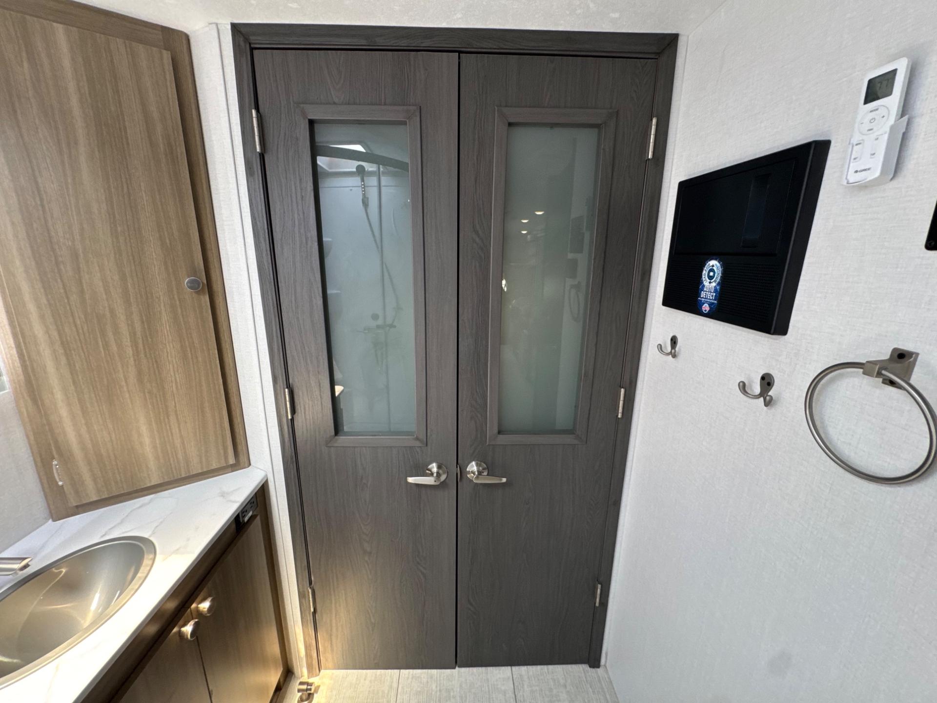 2026 Coachmen 2026 Coachmen Freelander - thumbnail 27