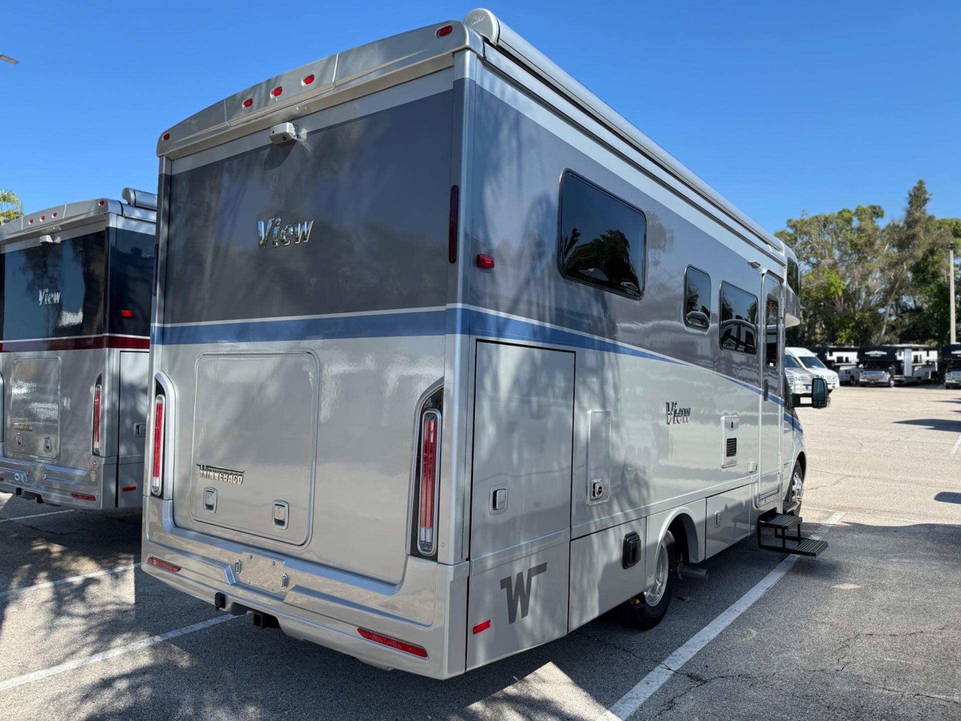 2026 Winnebago 2026 Winnebago View - thumbnail 5
