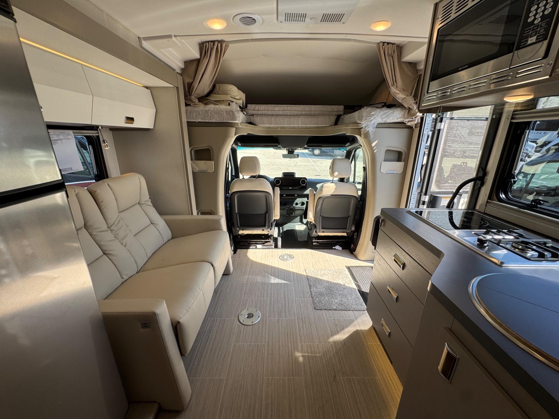 2026 Winnebago 2026 Winnebago View - thumbnail 8