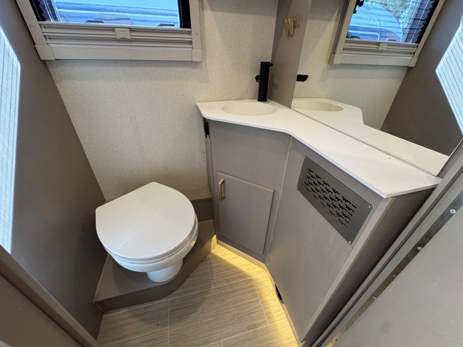 2026 Winnebago 2026 Winnebago View - thumbnail 22