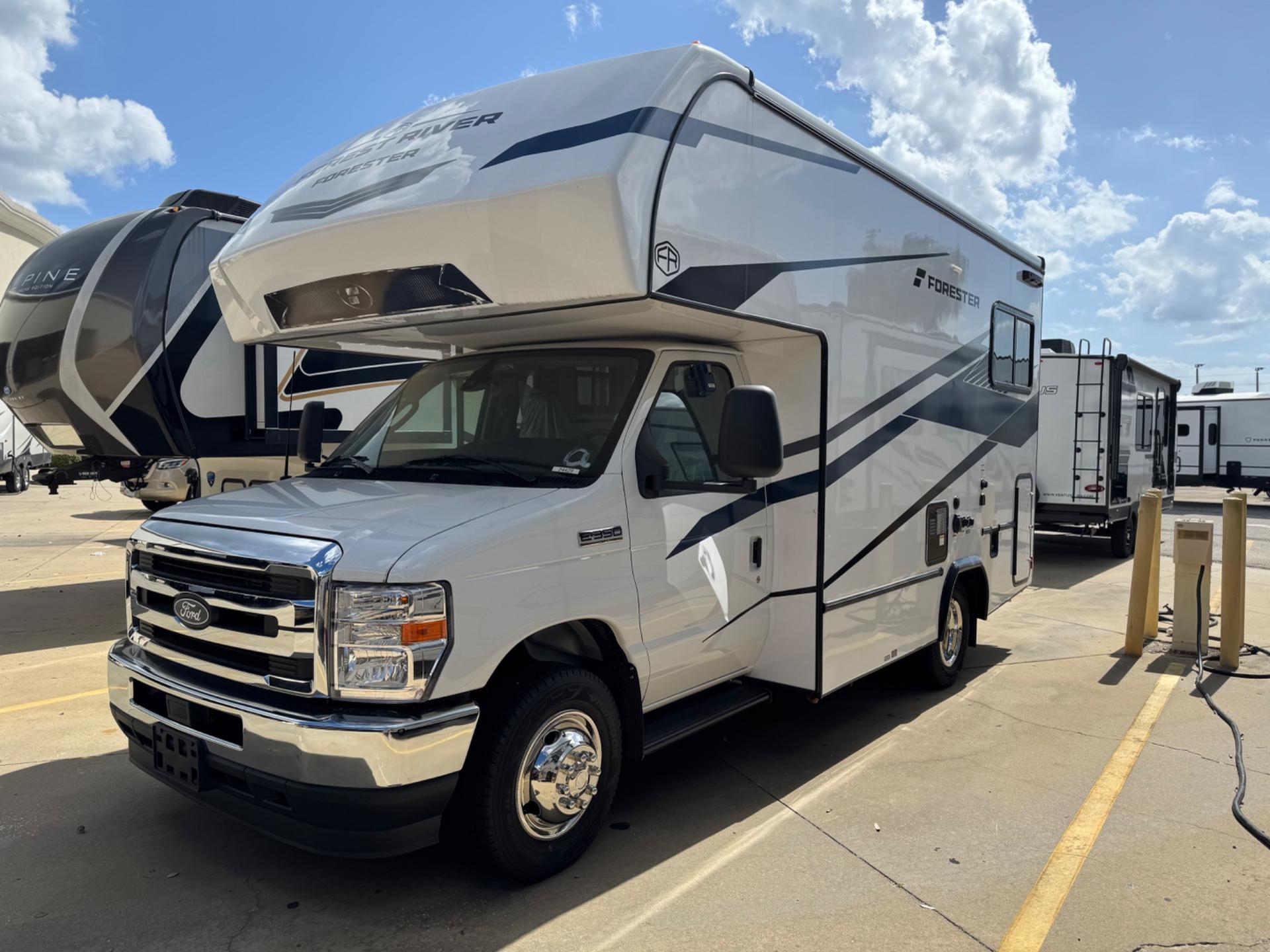 2026 Forest River 2026 Forest River Forester - thumbnail 3