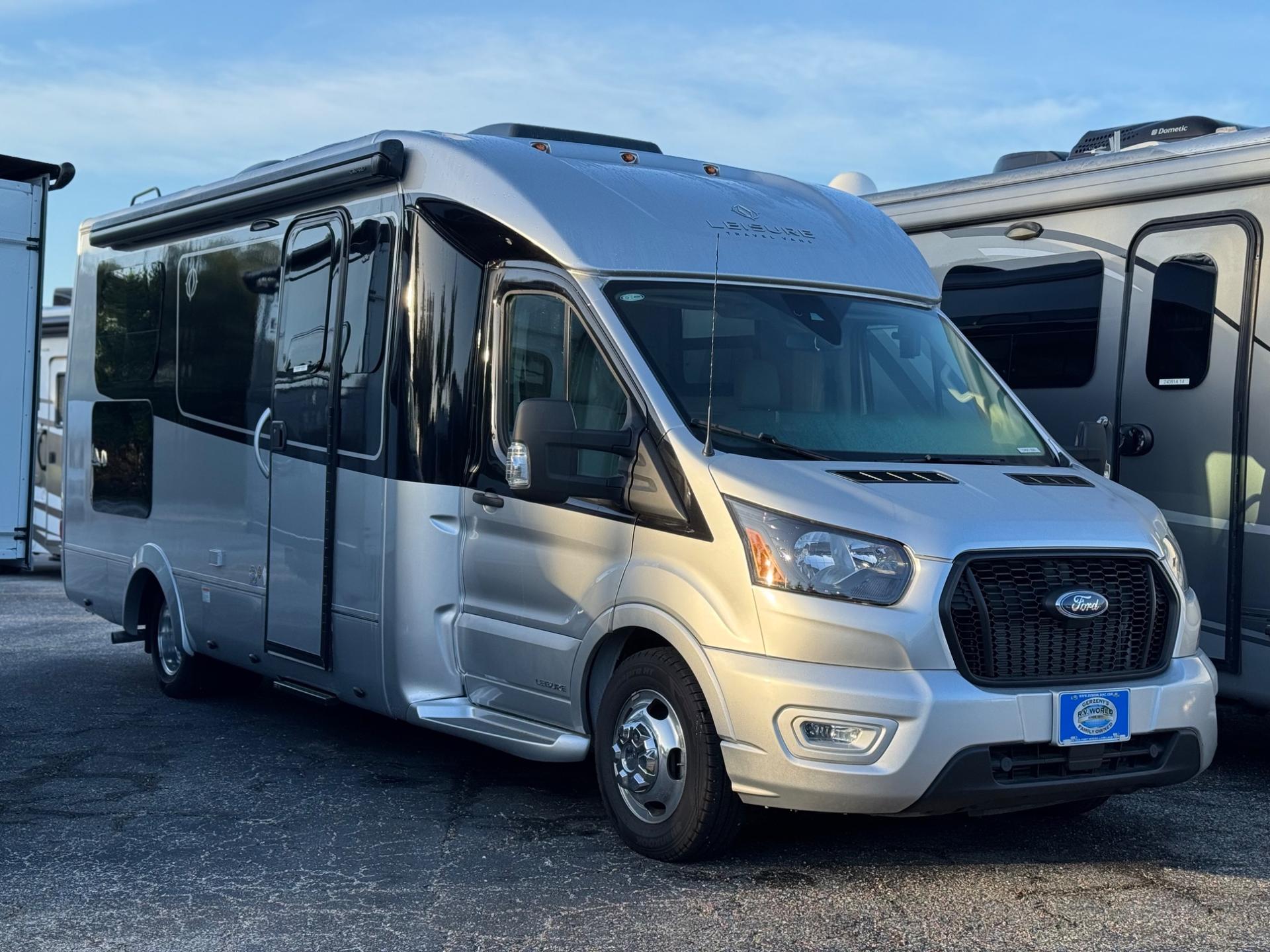 2025 Leisure Travel Vans Wonder 24RL