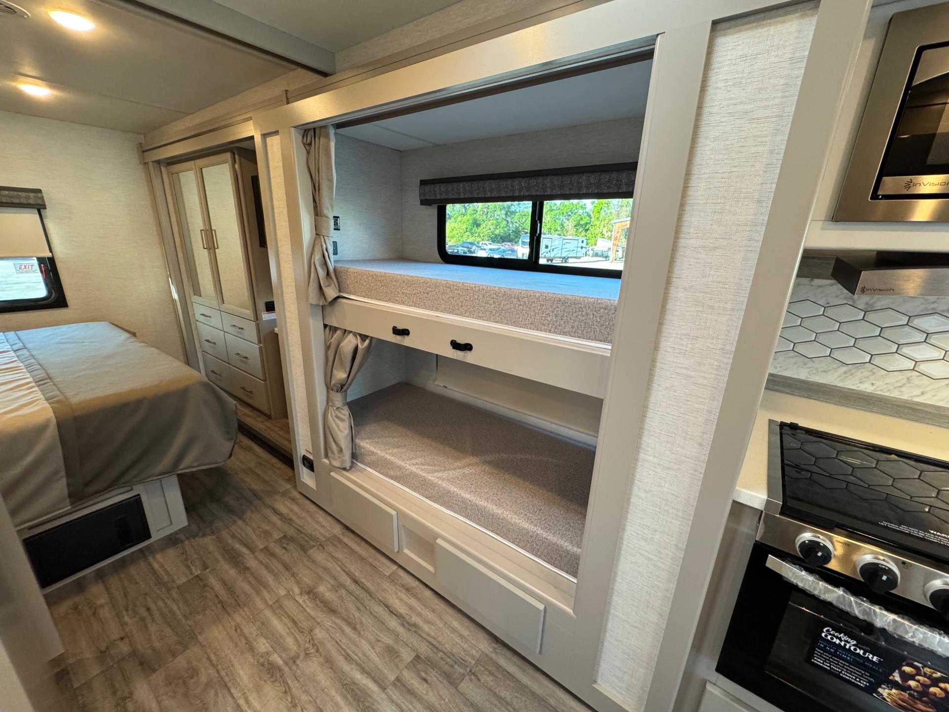 2026 Thor Motor Coach 2026 Thor Motor Coach A.C.E. - thumbnail 17