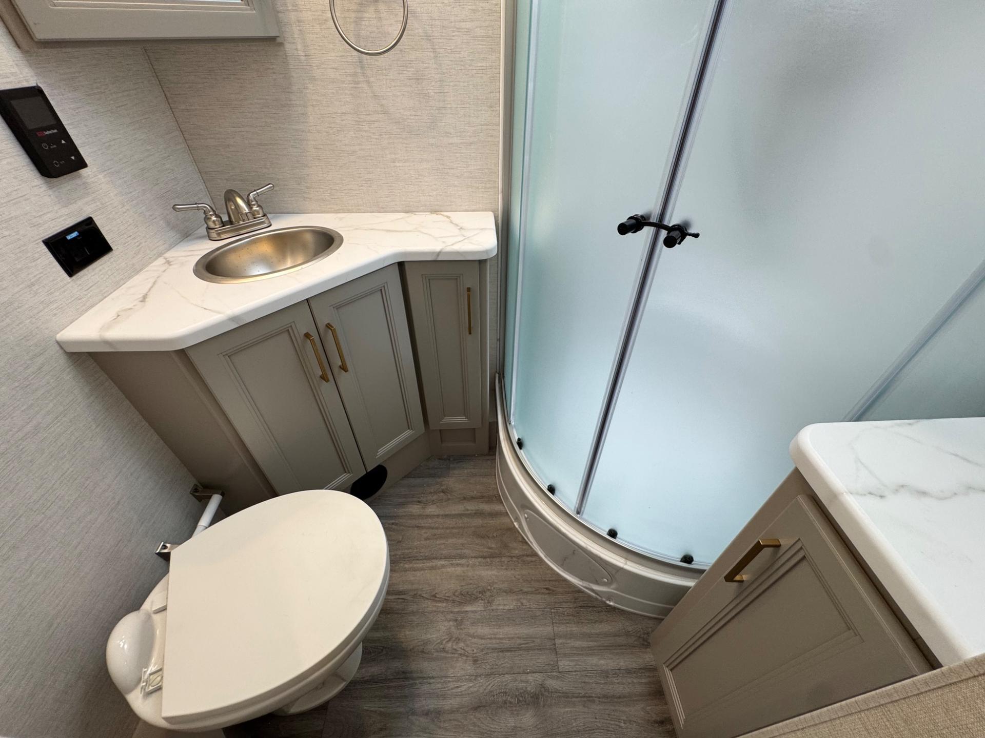 2026 Thor Motor Coach 2026 Thor Motor Coach A.C.E. - thumbnail 24