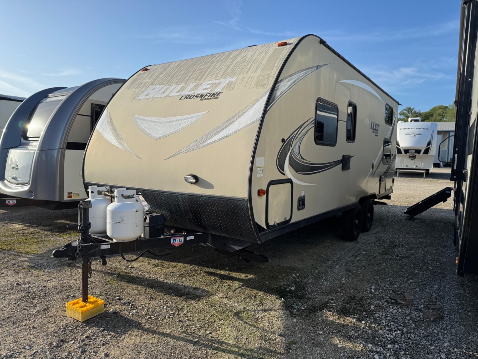 2018 Keystone RV 2018 Keystone RV Bullet - thumbnail 2
