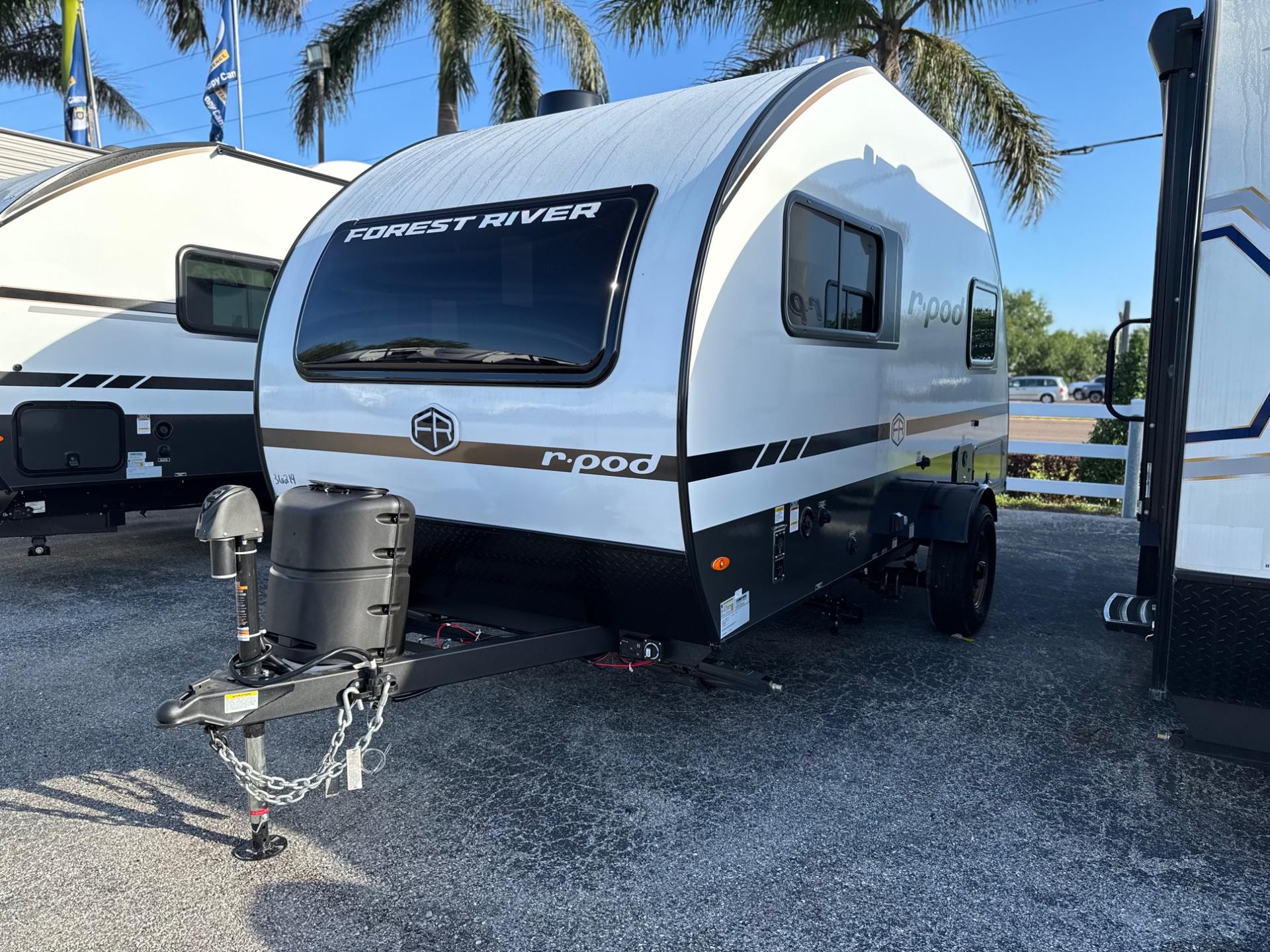 2026 Forest River 2026 Forest River r-pod - thumbnail 3